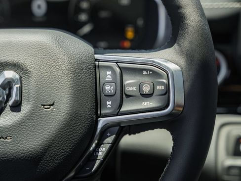 New 2026 RAM 1500 Laramie AWD/4WD image 29