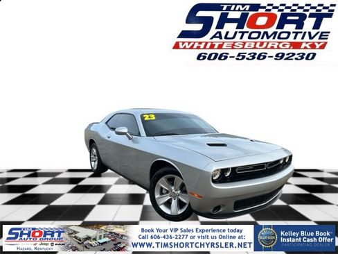 Used 2023 Dodge Challenger SXT image 1