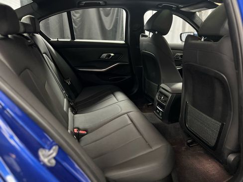 Used 2019 BMW 330i xDrive Sedan w/ M Sport Package image 23