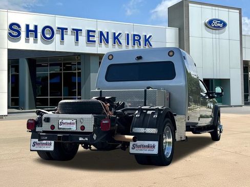 Used 2024 Ford F450 Lariat AWD/4WD image 8