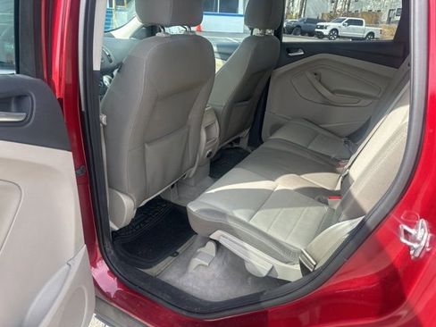 Used 2014 Ford Escape SE image 21