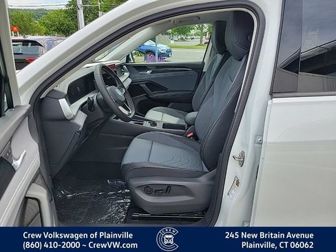 New 2026 Volkswagen Tiguan SE AWD/4WD image 13