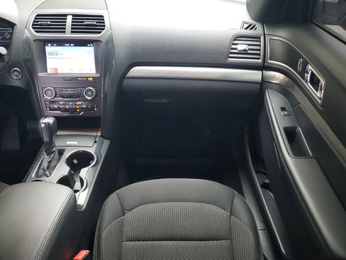 Used 2019 Ford Explorer XLT w/ Equipment Group 201A image 21