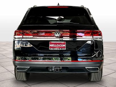 New 2026 Volkswagen Atlas SE