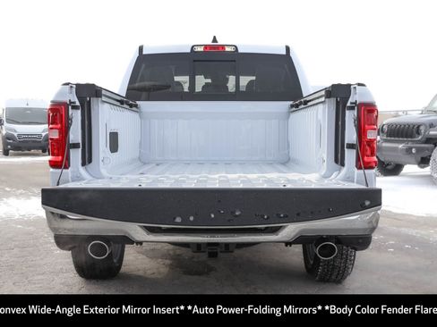 New 2026 RAM 1500 4x4 Crew Cab image 17