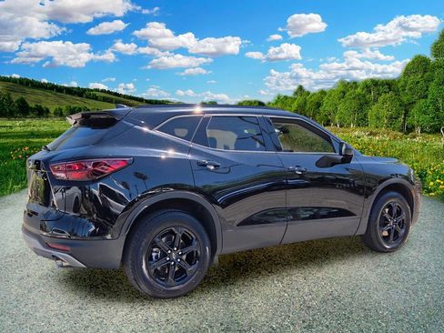 Used 2024 Chevrolet Blazer LT w/ Midnight/Sport Edition FWD image 6