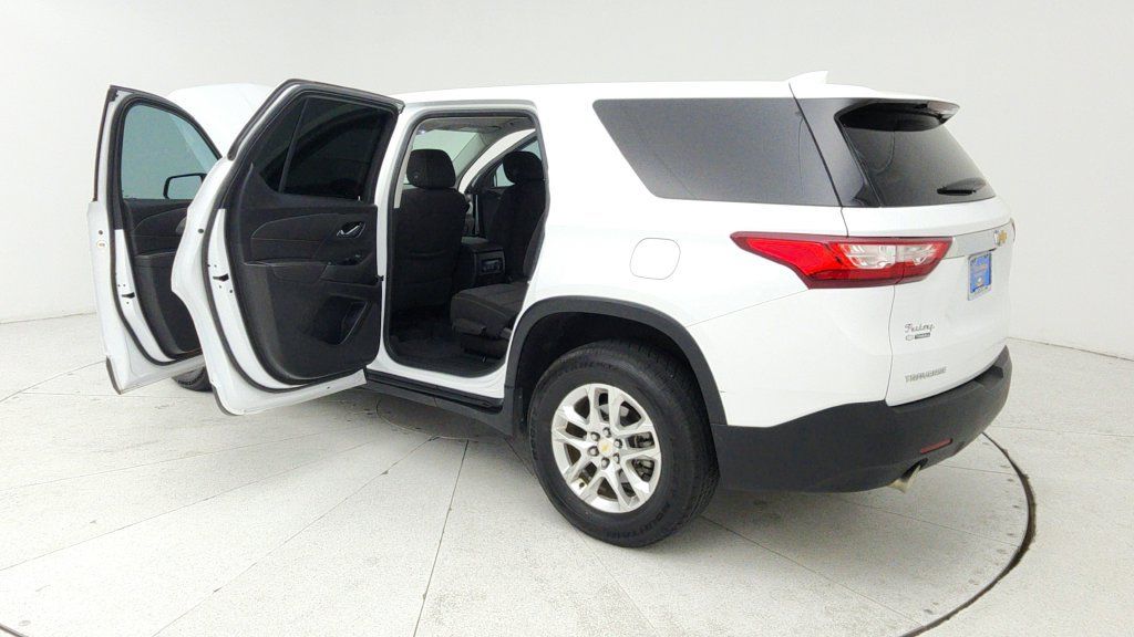 Certified 2020 Chevrolet Traverse LS FWD image 11