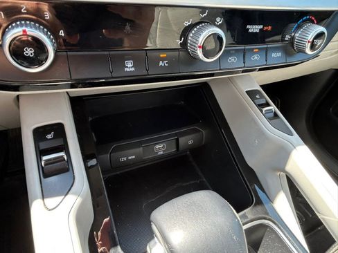 Used 2020 Kia Telluride S w/ S 8 Passenger Seating Package AWD/4WD image 26