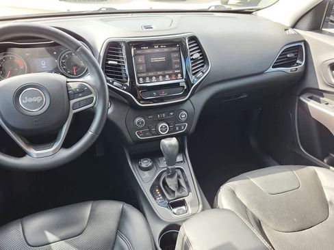 Used 2019 Jeep Cherokee Limited AWD/4WD image 24