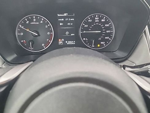 Used 2023 Subaru Outback Premium image 3