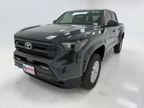 New 2026 Toyota Tacoma SR5 image 4