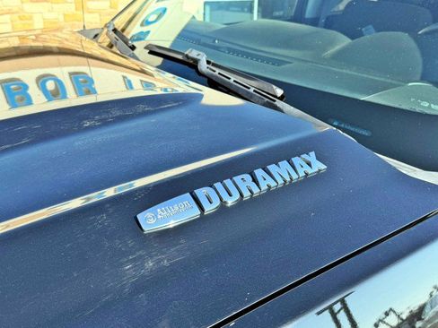 Used 2017 Chevrolet Silverado 3500 LT w/ LT Convenience Package image 10