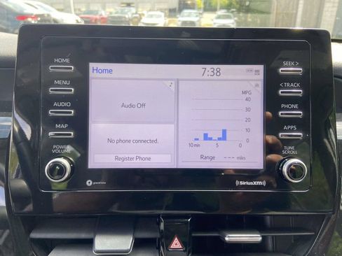 Used 2024 Toyota Camry SE FWD image 18