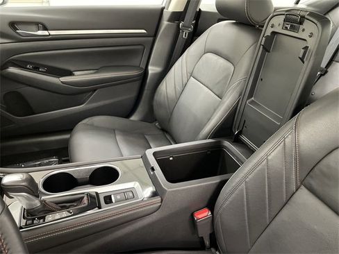 Certified 2024 Nissan Altima 2.0 SR image 24