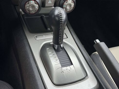 Used 2014 Chevrolet Camaro LT RWD image 8