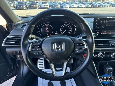 Used 2018 Honda Accord Sport image 15