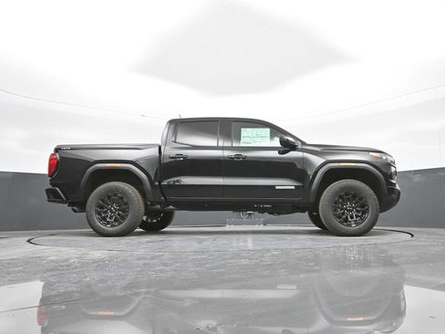 New 2026 GMC Canyon Elevation w/ Convenience Package image 45