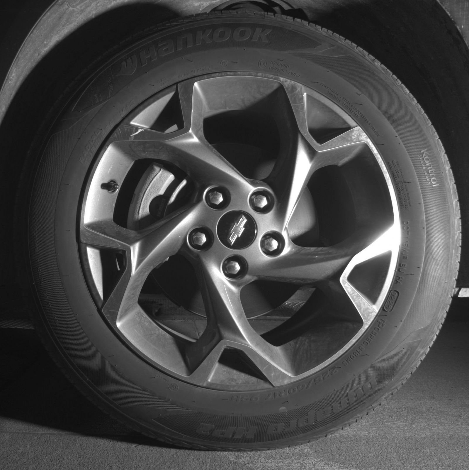 Used 2025 Chevrolet Trax LT FWD image 14