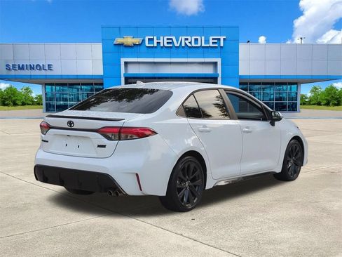 Used 2023 Toyota Corolla XSE FWD image 4