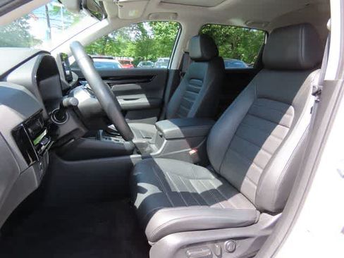 Used 2025 Honda CR-V EX-L image 12