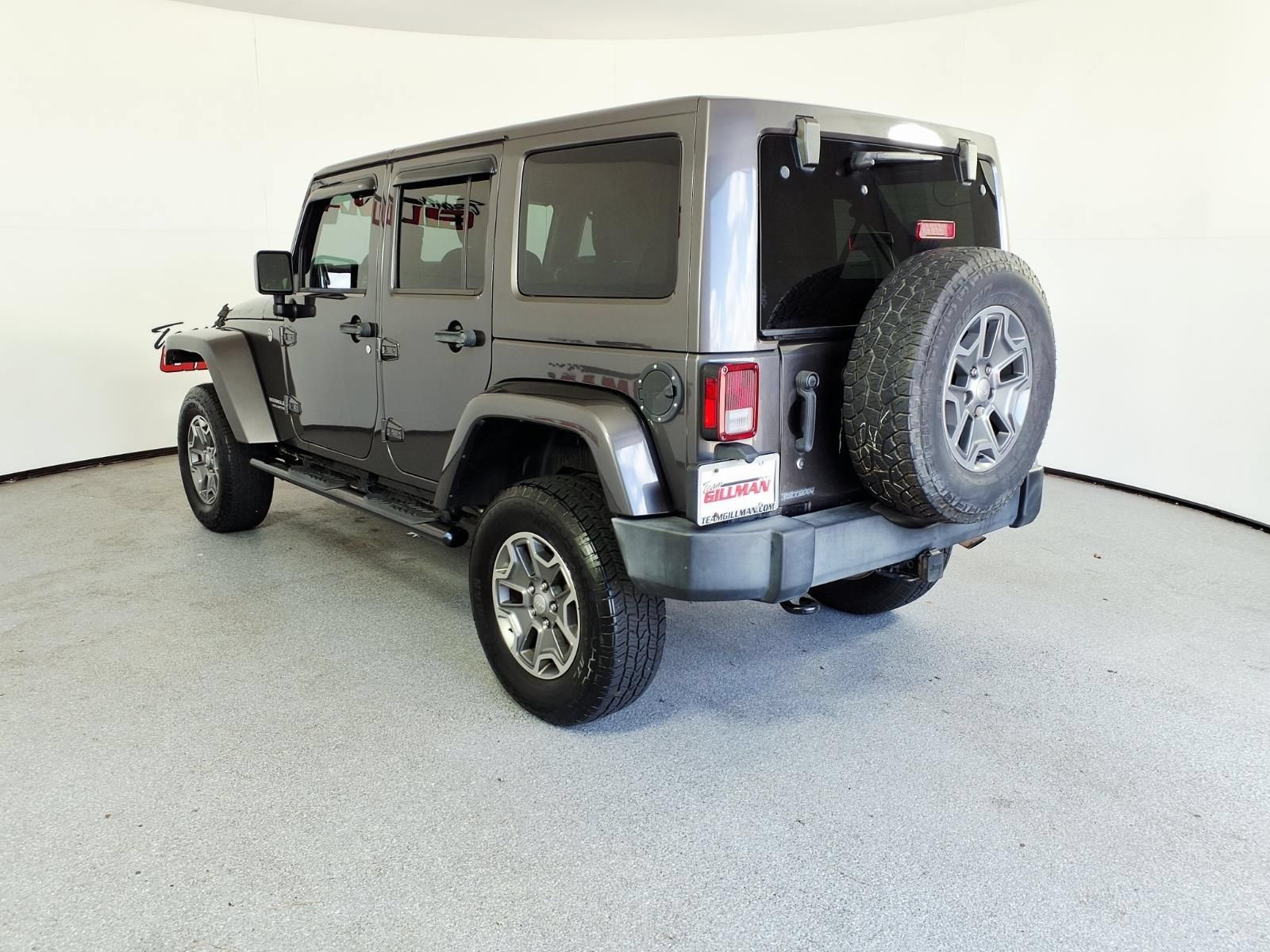 Used 2017 Jeep Wrangler Unlimited Rubicon w/ Connectivity Group AWD/4WD image 7