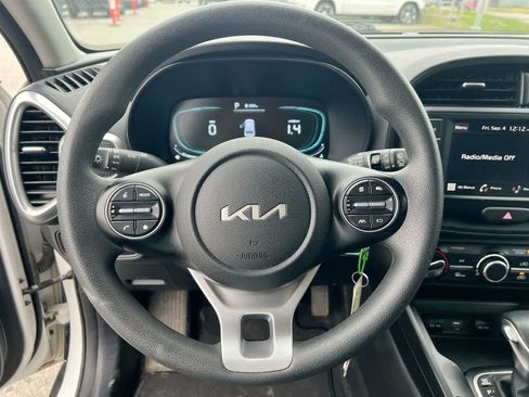 Certified 2024 Kia Soul LX w/ Option Group 015 FWD image 14