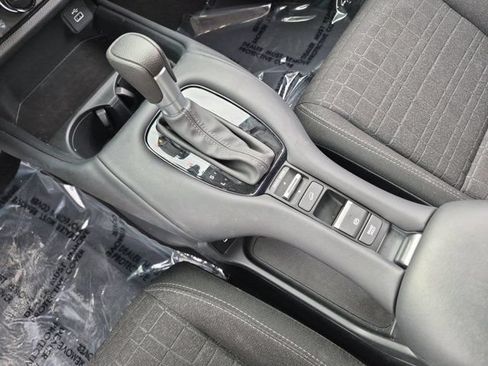 Used 2025 Honda HR-V LX image 23