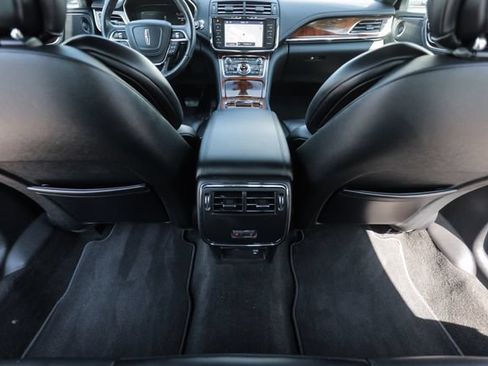 Used 2020 Lincoln Continental AWD w/ Premium Package image 33