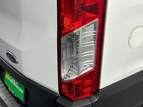Used 2023 Ford Transit 150 Low Roof w/ Fleet Fuel Economy Package RWD image 27