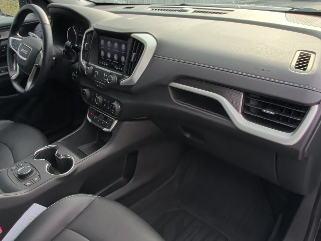 Used 2023 GMC Terrain SLT w/ LPO, Floor Liner Package FWD image 36
