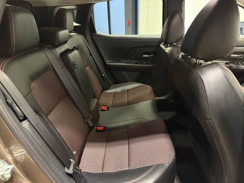 Certified 2025 Nissan Kicks SR image 23