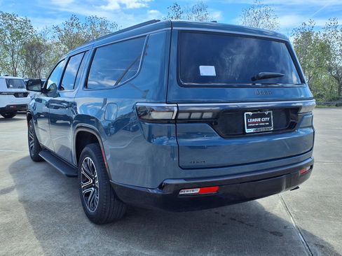 New 2026 Jeep Grand Wagoneer L 4WD w/ Premium Group I image 2