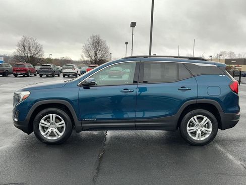 Used 2019 GMC Terrain SLE w/ Driver Convenience Package image 10