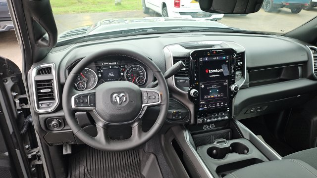 New 2026 RAM 2500 Big Horn AWD/4WD image 8