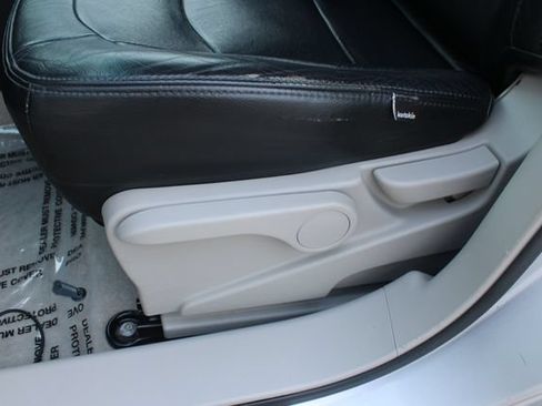 Used 2013 Nissan Rogue S w/ Special Edition Pkg FWD image 13