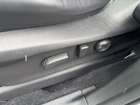 Certified 2023 Subaru Ascent Limited w/ Technology Package image 22