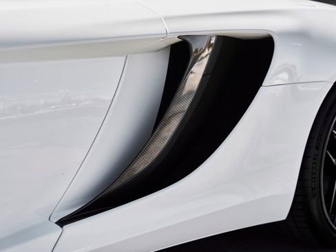 Used 2012 McLaren MP4-12C Coupe RWD image 11