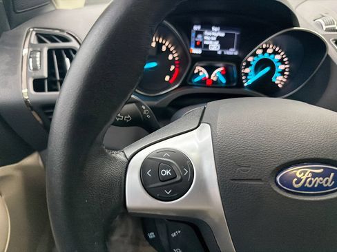 Used 2014 Ford Escape Titanium FWD image 26