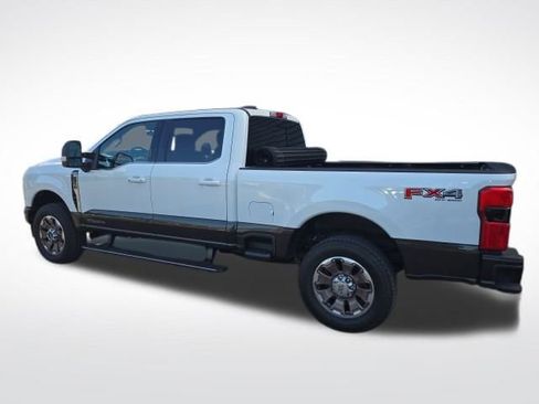 Used 2024 Ford F350 King Ranch w/ FX4 Off-Road Package image 6