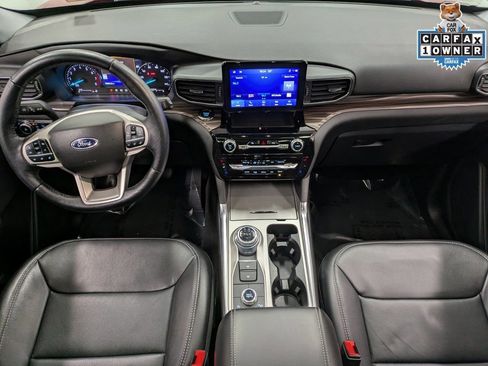 Used 2022 Ford Explorer Limited w/ Equipment Group 301A image 23