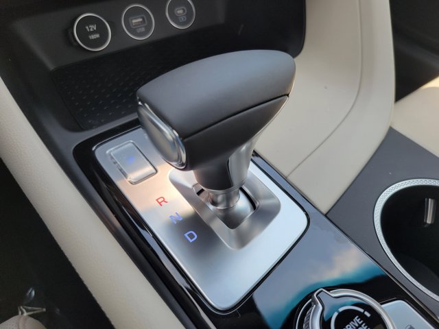 Used 2026 Genesis G70 2.5T RWD image 17