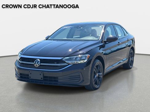 Used 2023 Volkswagen Jetta SE FWD image 9
