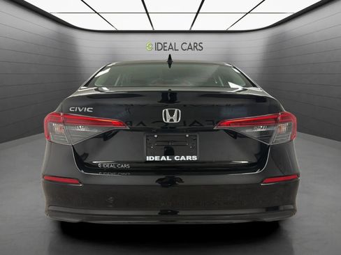 Used 2023 Honda Civic LX image 6