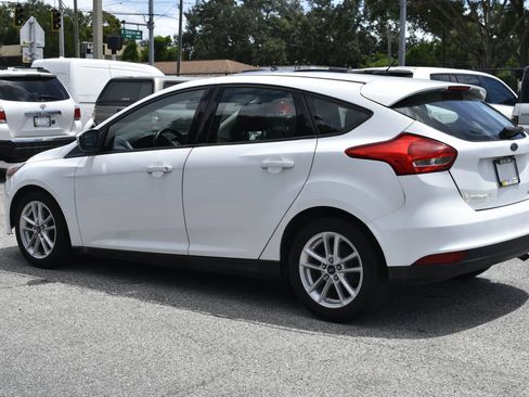 Used 2016 Ford Focus SE FWD image 16