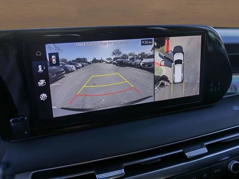 Used 2023 Hyundai Palisade Calligraphy image 17