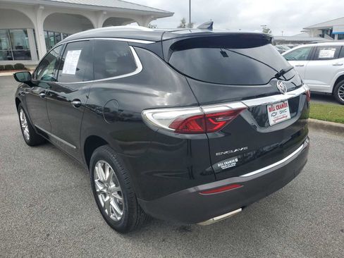 Used 2023 Buick Enclave Essence w/ Experience Buick Package image 3