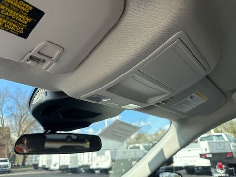 Used 2022 Ford Escape SE w/ Convenience Package image 45