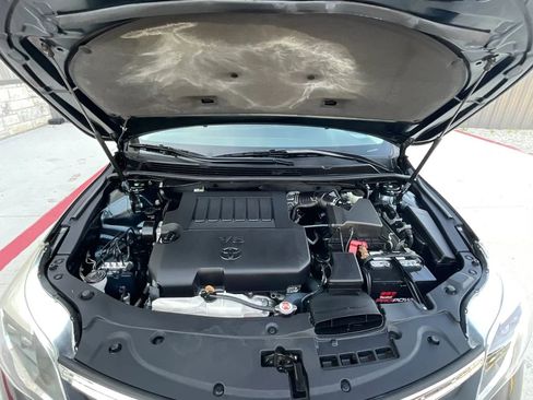 Used 2017 Toyota Avalon XLE Premium w/ All Weather Liner Package FWD image 43
