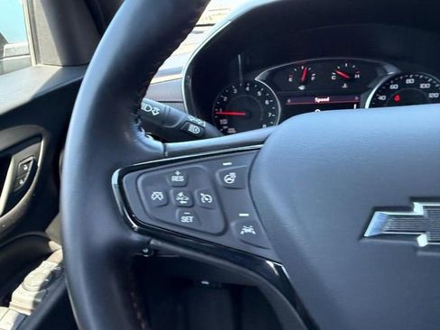 Used 2022 Chevrolet Equinox RS w/ RS Leather Package image 13