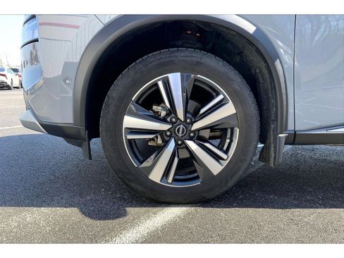 Used 2023 Nissan Rogue Platinum w/ Platinum Premium Package AWD/4WD image 9